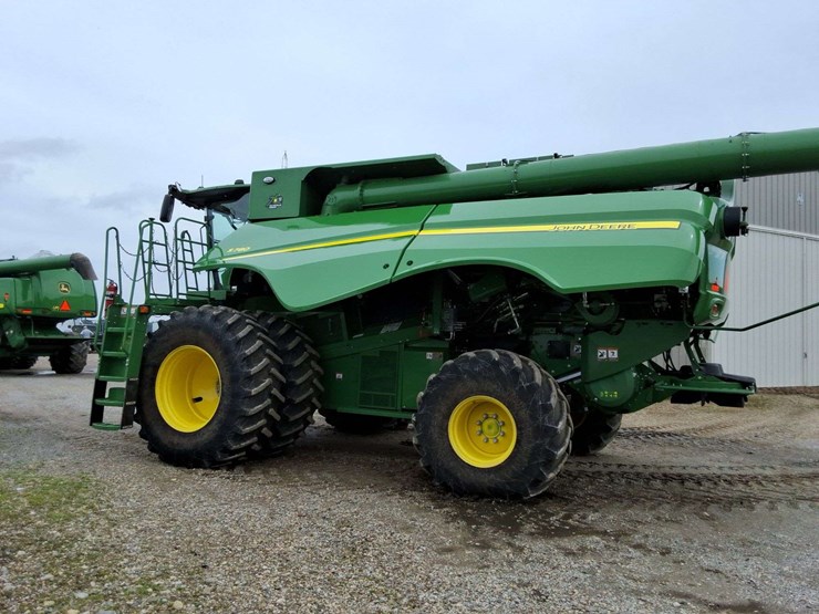 2023-john-deere-s780-image-26