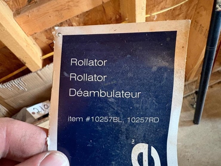 nib-drive-rollator-walker-image-5