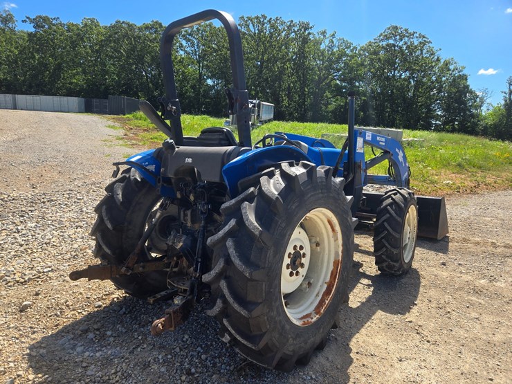 new-holland-t4030-image-9