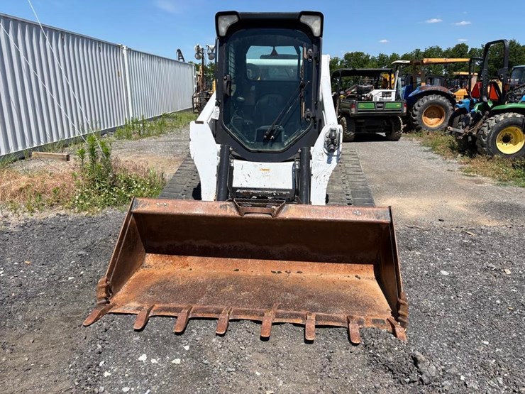2015-bobcat-t650-image-4