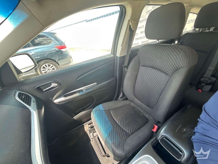 2018-dodge-journey-image-18