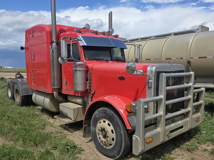 2007-peterbilt-379-image-1