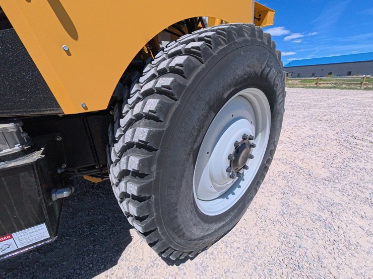 #1027-•-2020-vermeer-zr5-self-propelled-baler-image-47