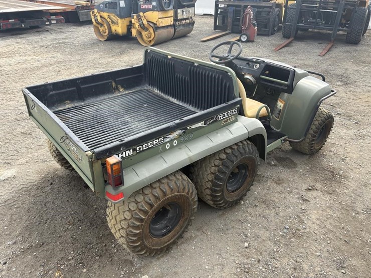 2013-john-deere-trail-gator-image-3
