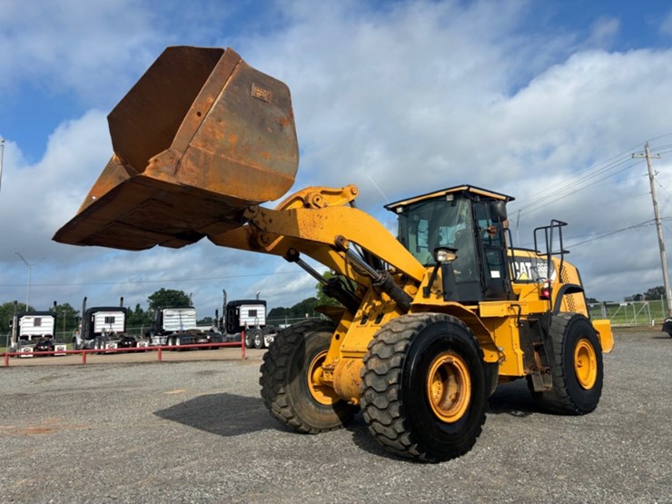 2011-caterpillar-966k-image-18