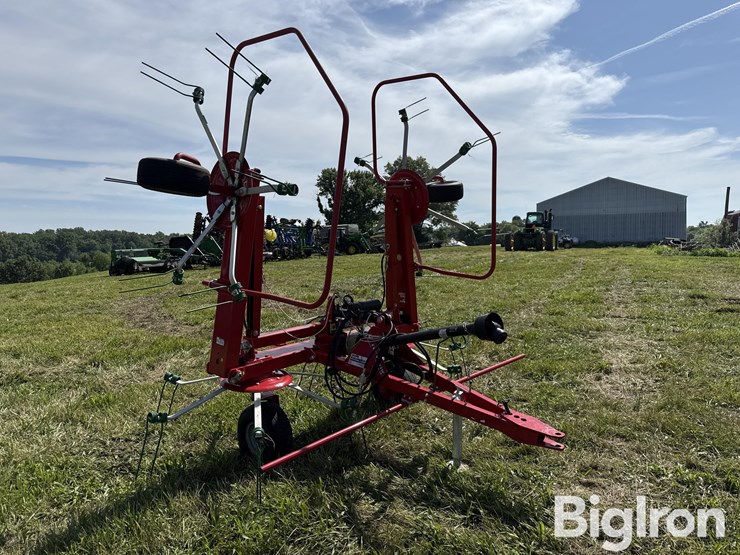 farm-king-g4v-57-tedder-image-3