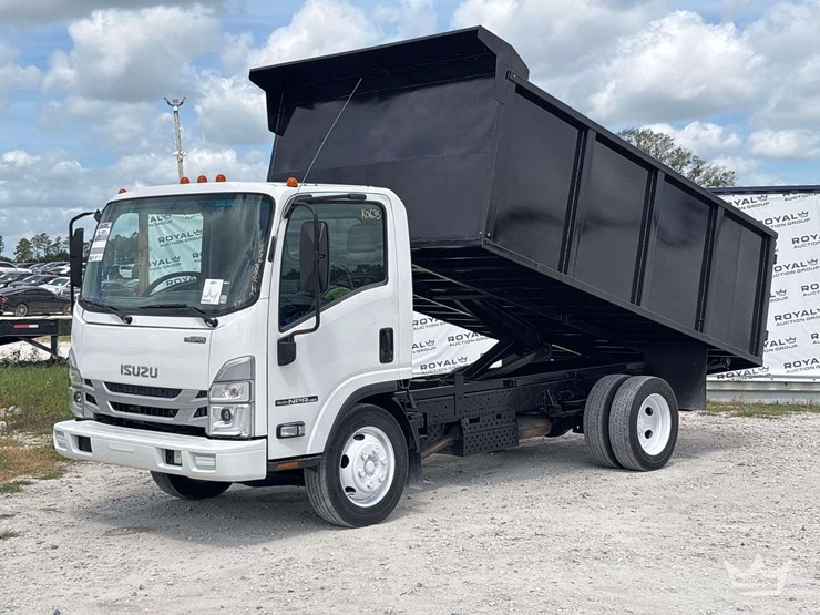 2024-isuzu-nrr-image-1
