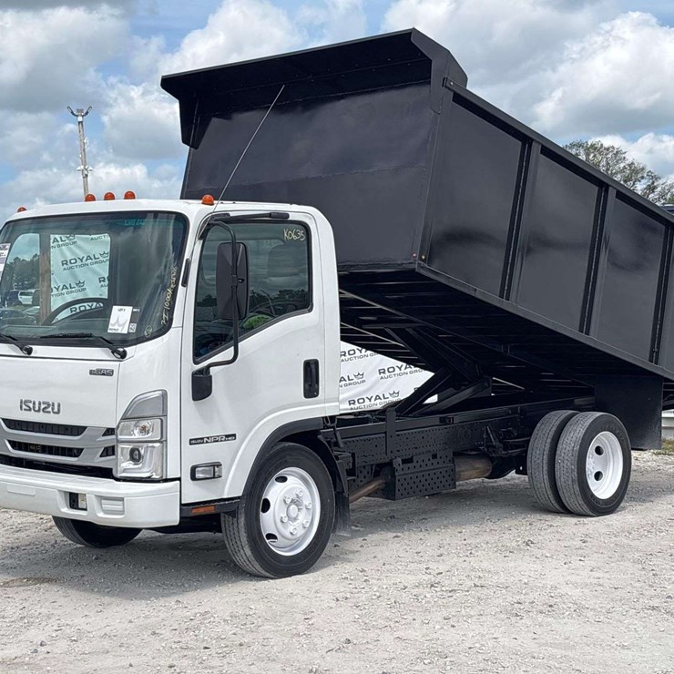 2024 ISUZU NRR