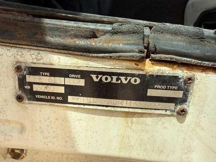 1991-volvo-fe6-image-18