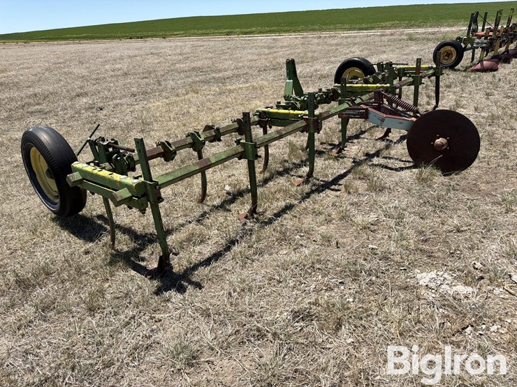 6r30"-cultivator-image-7