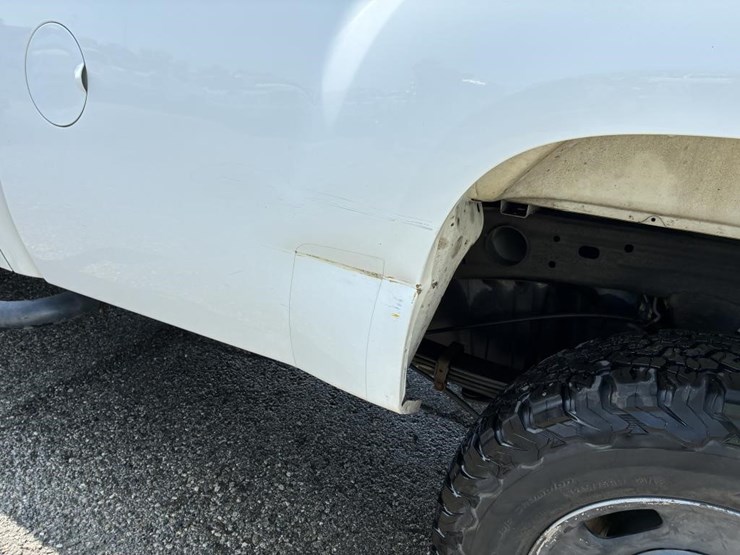 2012-gmc-2500hd-image-11