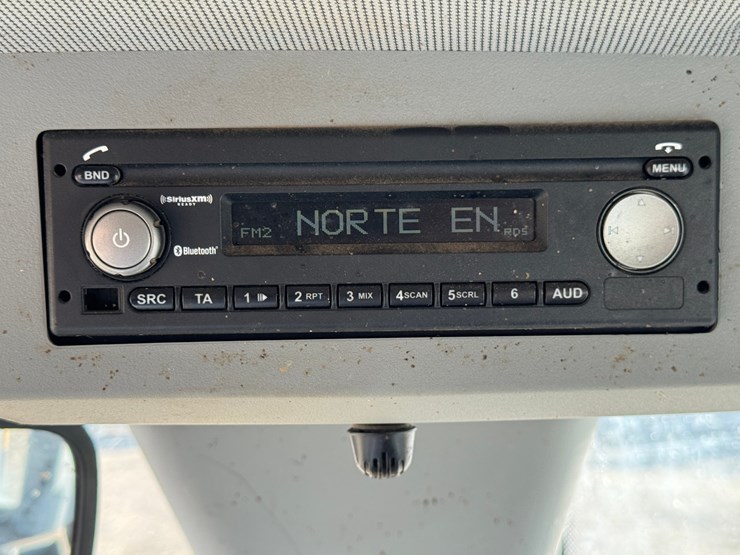 deere-624l-image-58