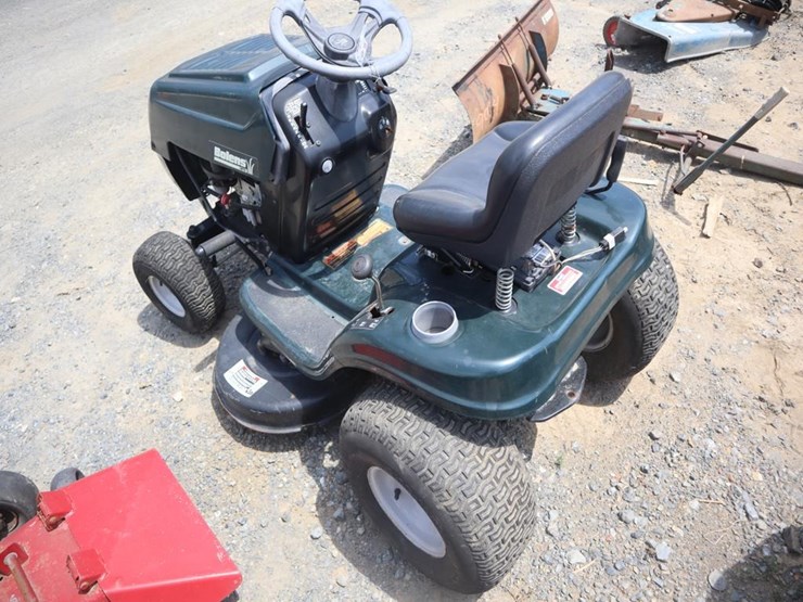 bolens-gear-driven-tractor-image-6