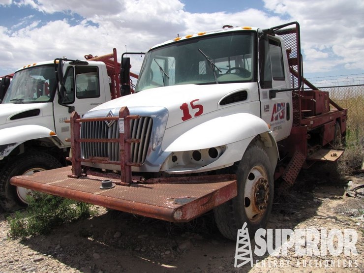 2003-international-durastar-4300-image-1