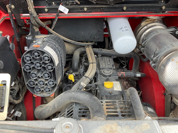 2023-manitou-2550rt-image-30