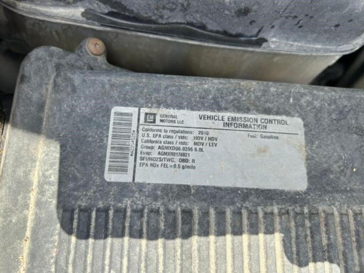2010-gmc-2500hd-image-29