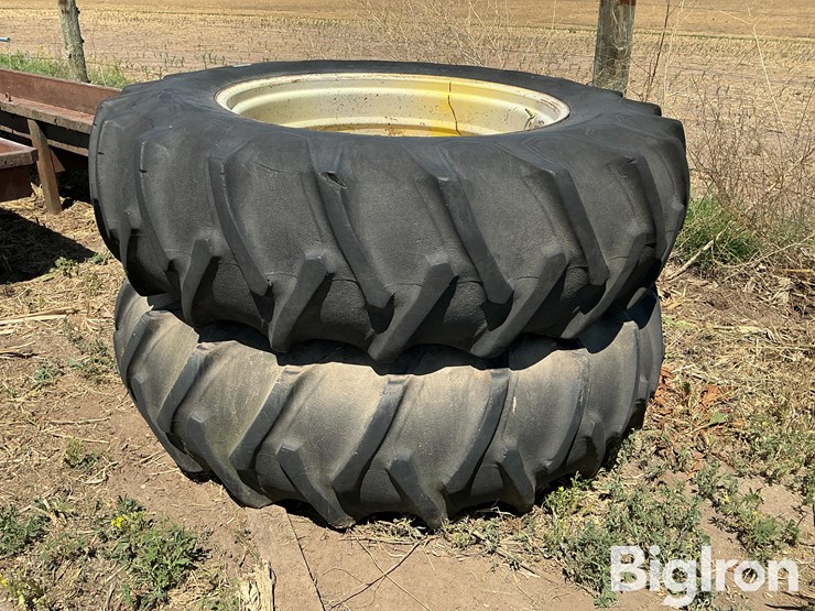 john-deere-10-image-3
