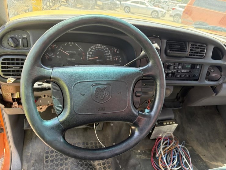 2001-dodge-ram-2500-image-12