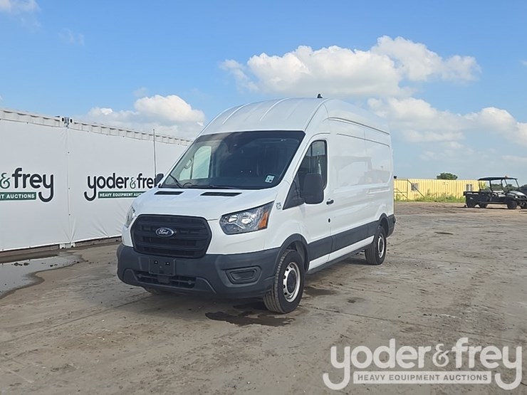 2020-ford-transit-image-1