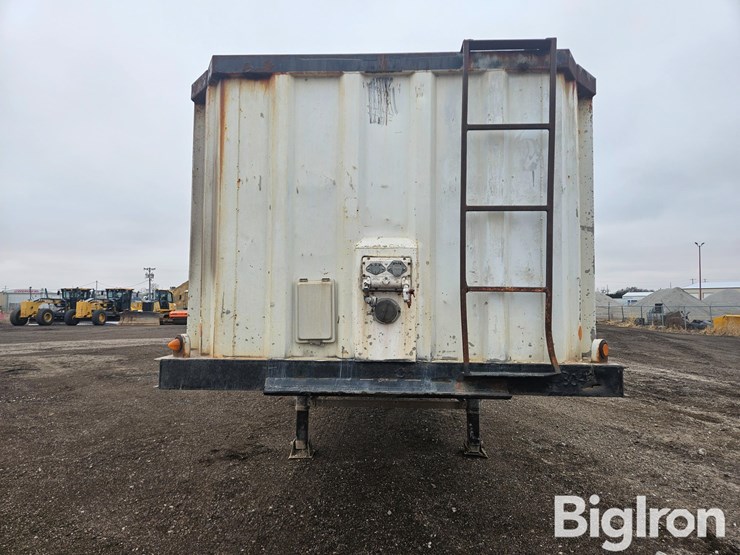 2004-assembled-t/a-end-dump-trailer-image-2