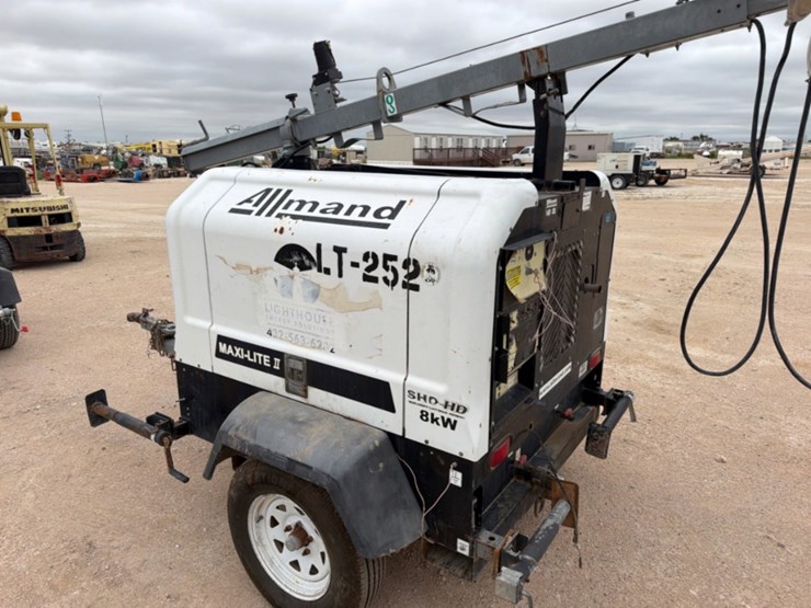 allmand-bros-maxi-lite-ii-image-9