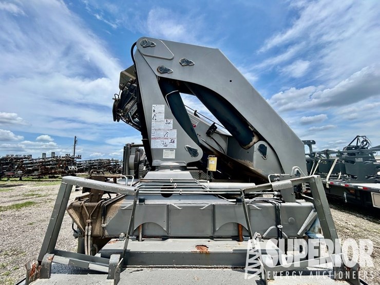 2012-john-deere-b-image-5