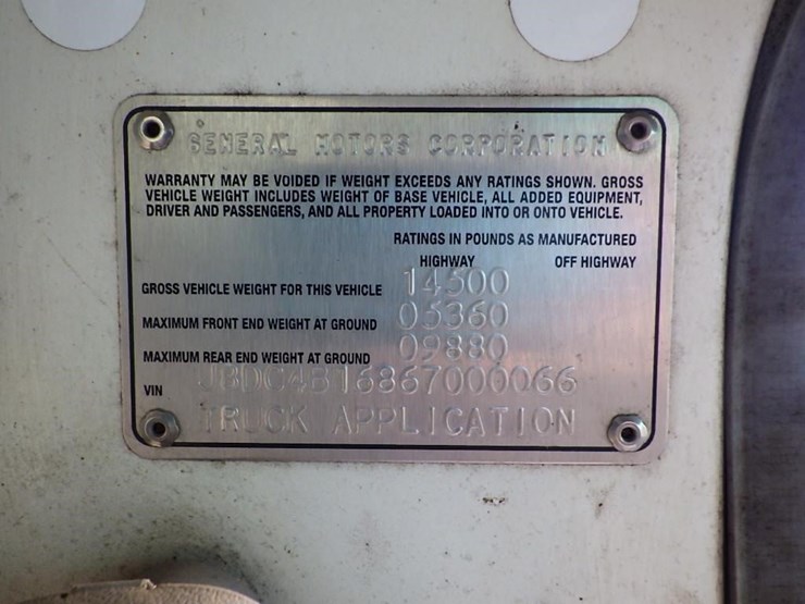 2006-gmc-w4500-image-33