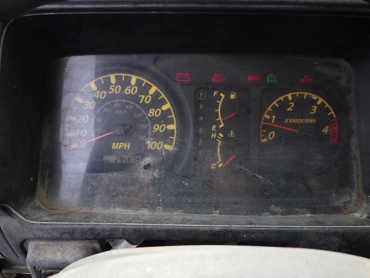 2006-gmc-w4500-image-26