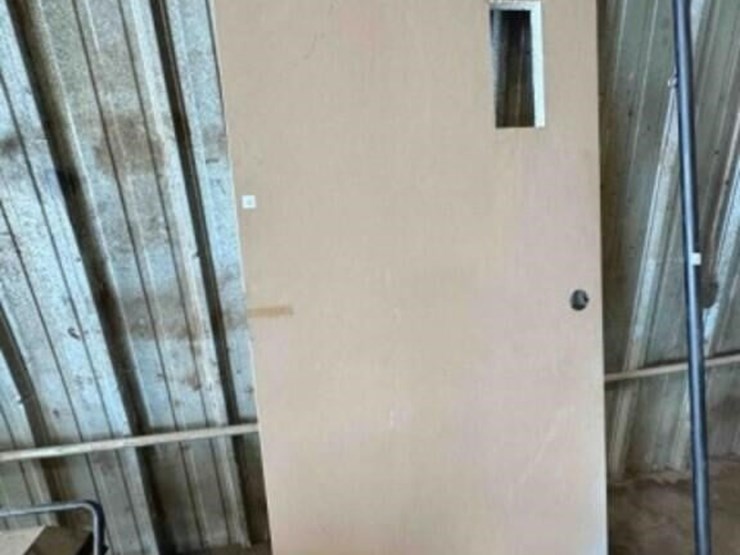 metal-door,-36"x83"-image-1
