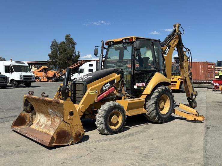 2014-caterpillar-430e-image-1