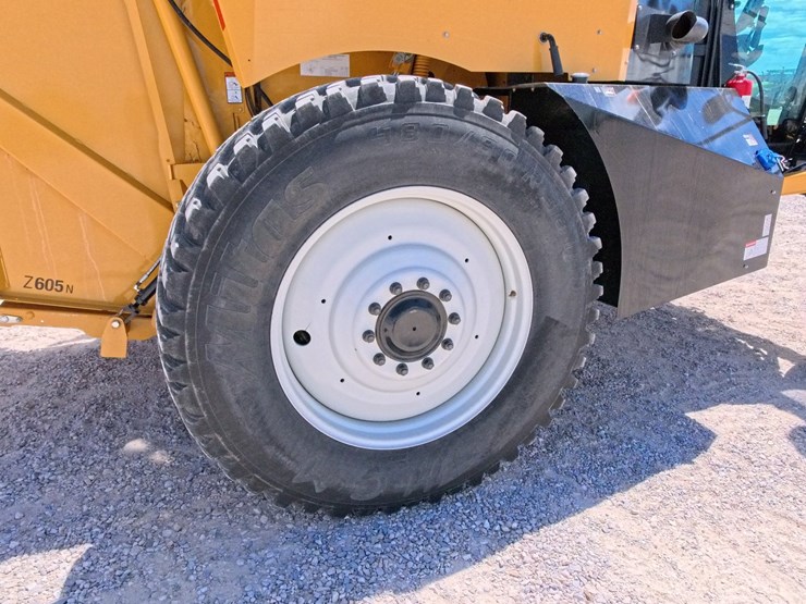 #1027-•-2020-vermeer-zr5-self-propelled-baler-image-72