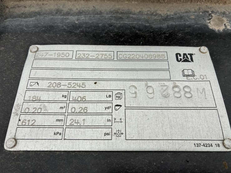caterpillar-22-image-5