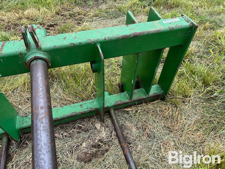 john-deere-sur-lock-bale-spear-image-13