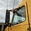 2015-volvo-vnl64t300-image-16