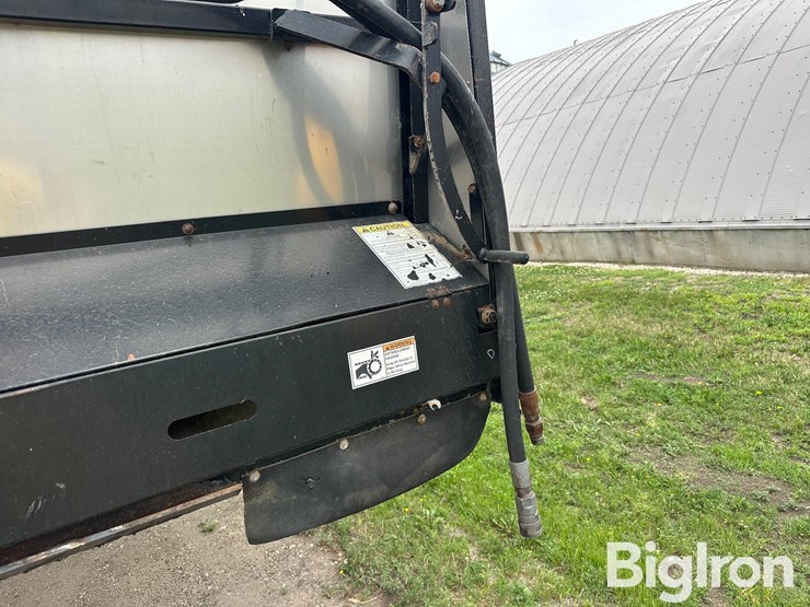 2013-meyer-9140t-boss-rt-t/a-live-bottom-forage-trailer-image-20