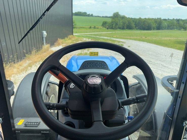 new-holland-t6.160-image-43