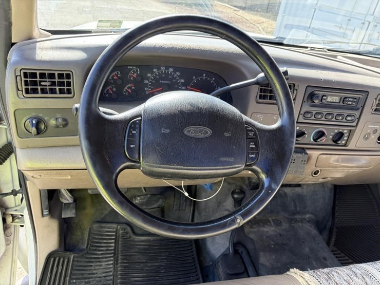 2000-ford-f350-image-15