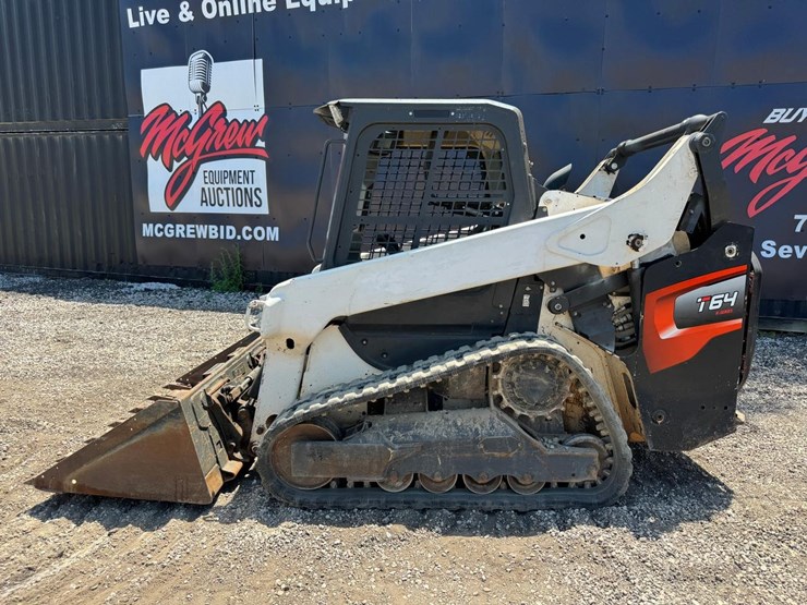 2021-bobcat-t64-image-3