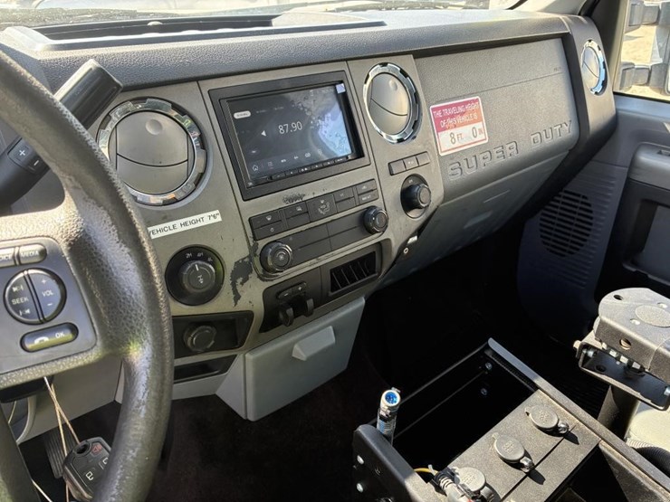 2012-ford-f350-image-18