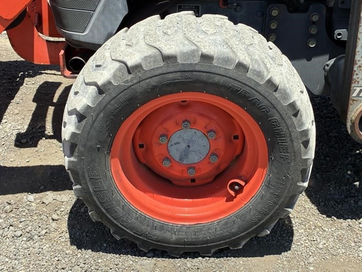2007-kubota-l39-image-10