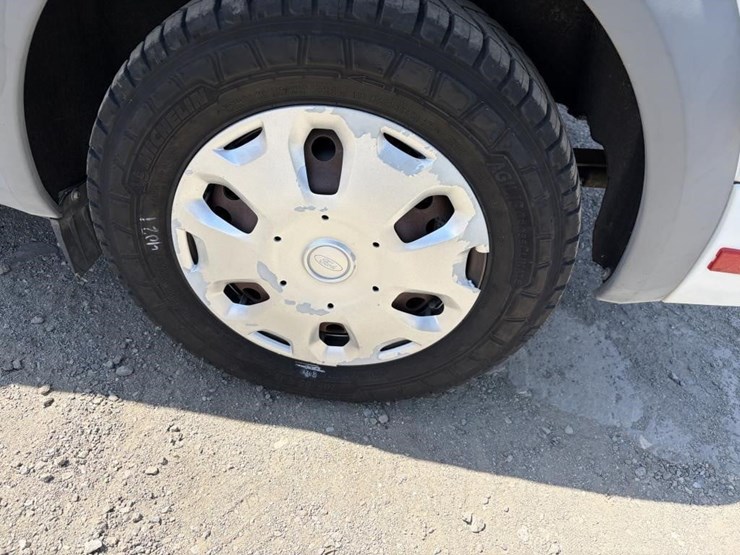 2012-ford-transit-image-5