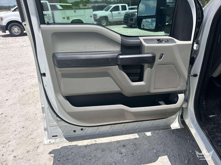2017-ford-f250-image-15