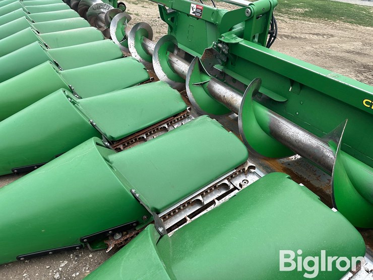 2022-john-deere-c12f-image-17