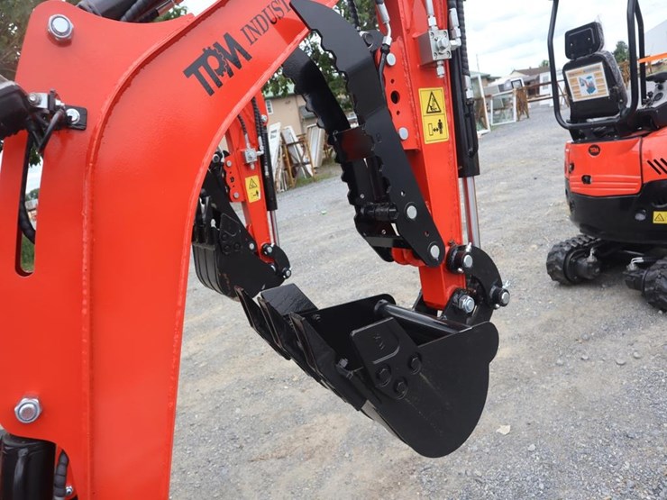 tpm-18hh-mini-excavator-image-11