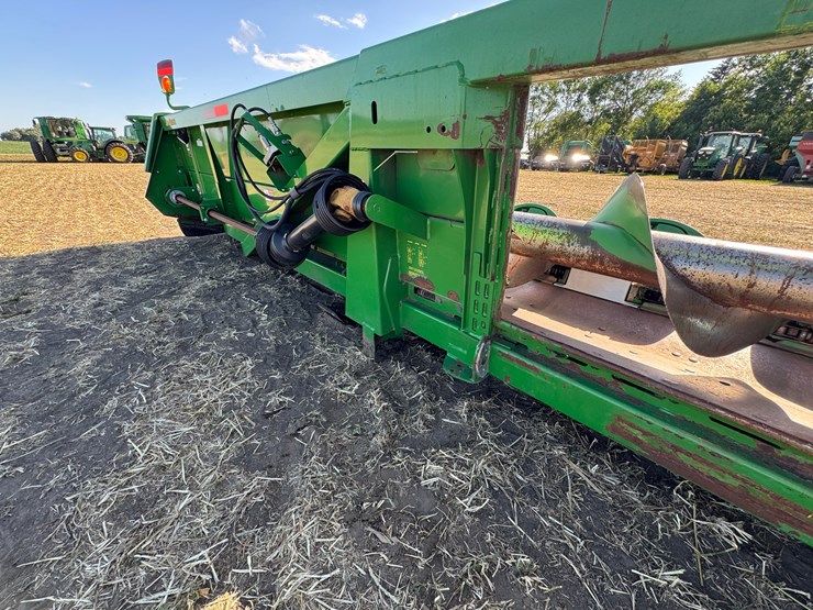 john-deere-612c-image-24