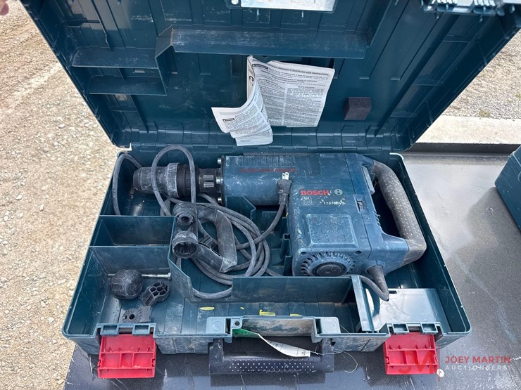bosch-11316evs-electric-demolition-hammer-image-1