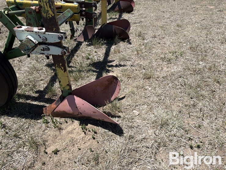 6r30"-ditcher-image-17