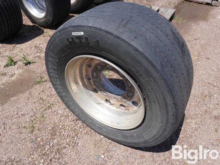 445/50r22.5-tire-&-rim-image-1
