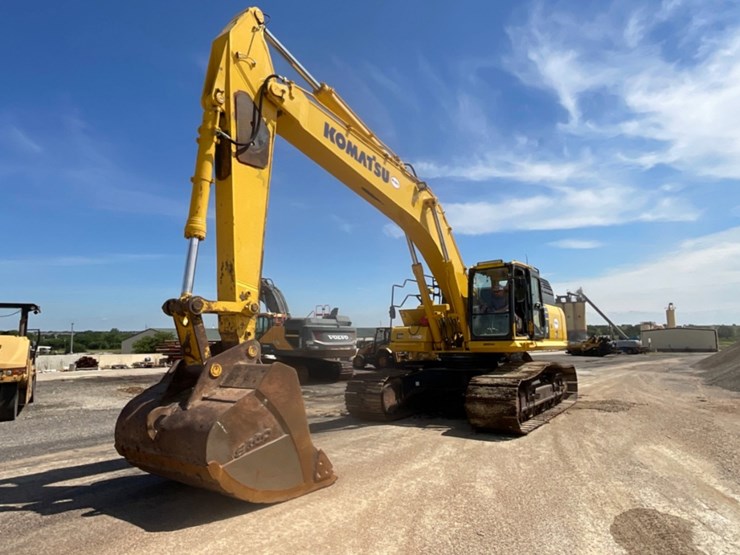 2022-komatsu-pc490-lc-11-image-1