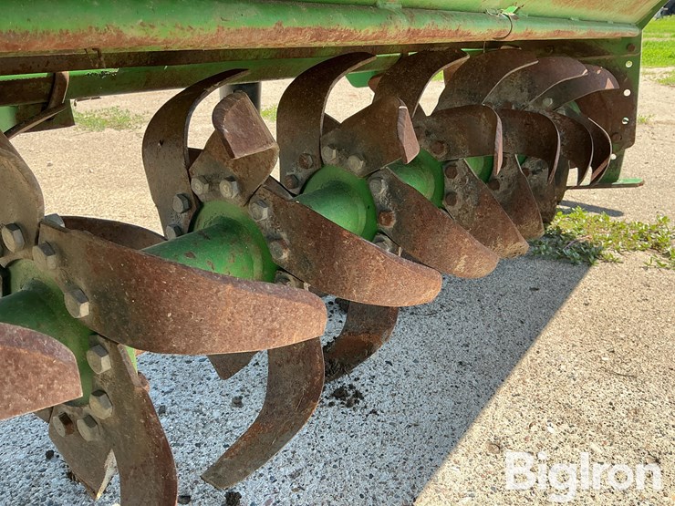 john-deere-665-image-15